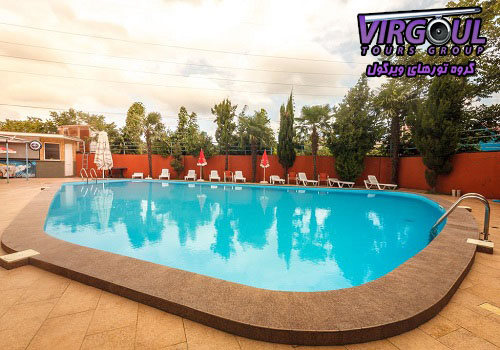 استخر هتل گرند ریکسوس پالاس باتومی گرجستان