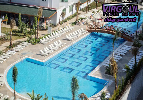 استخر هتل لارا فمیلی کلاب آنتالیا