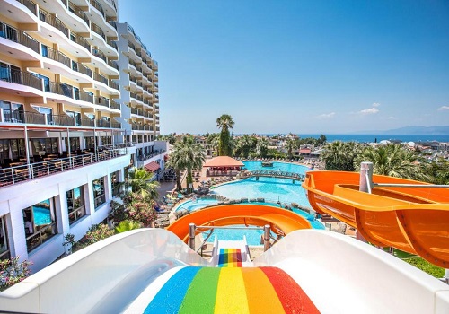 تور کوش آداسی هتل پالمین